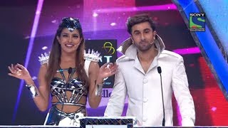 59th Filmfare Awards  Full Filmfare Awards 2013 In HD  Priyanka Chopra Jonas  Ranbir Kapoor [upl. by Rice463]