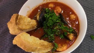 CIOPPINO Italian Seafood Soup [upl. by Annal]